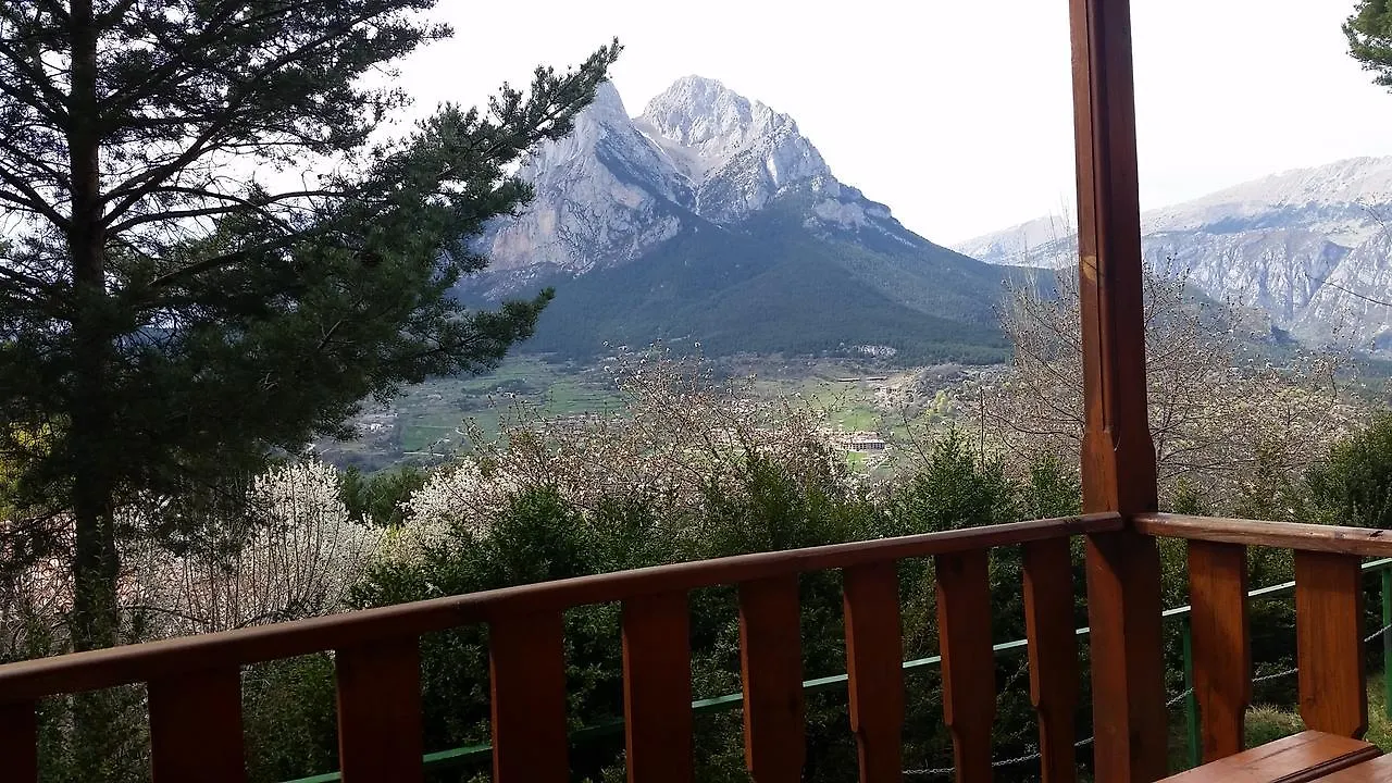 Camping Mirador Al Pedraforca Hotel Gosol Campsite